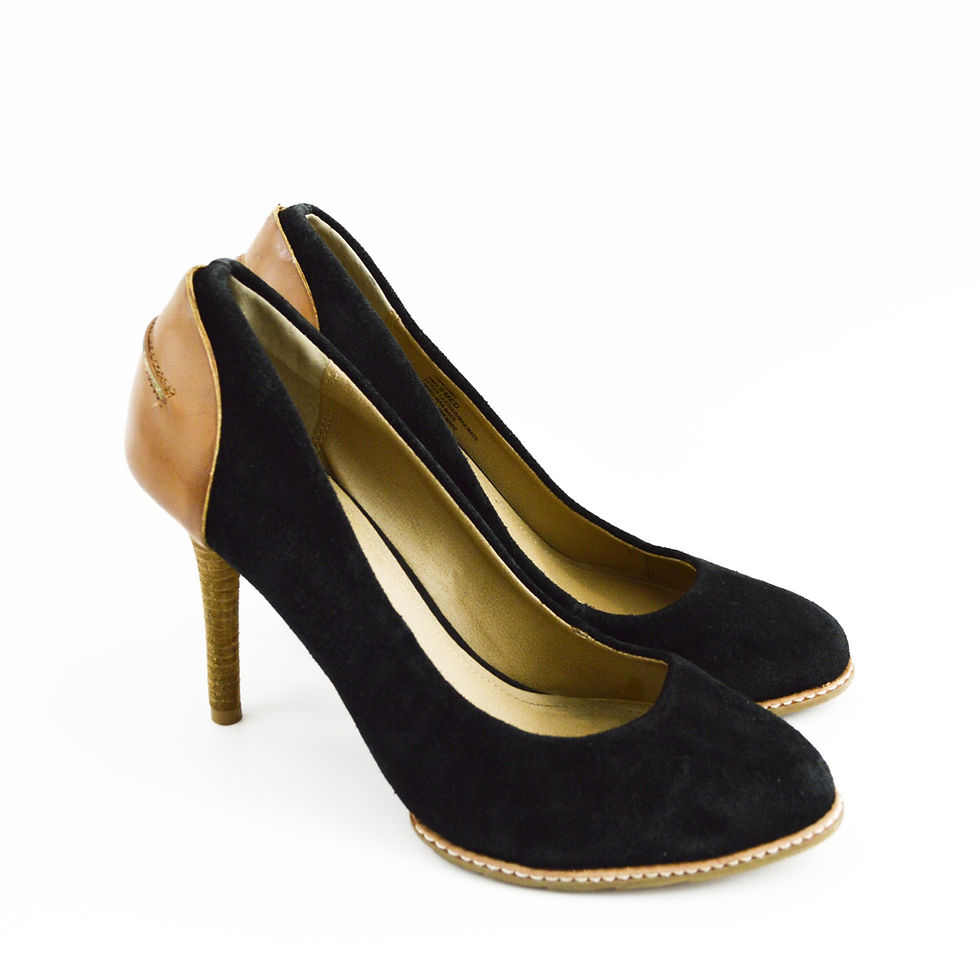 Kenneth Cole Reaction Pumps #151-1487