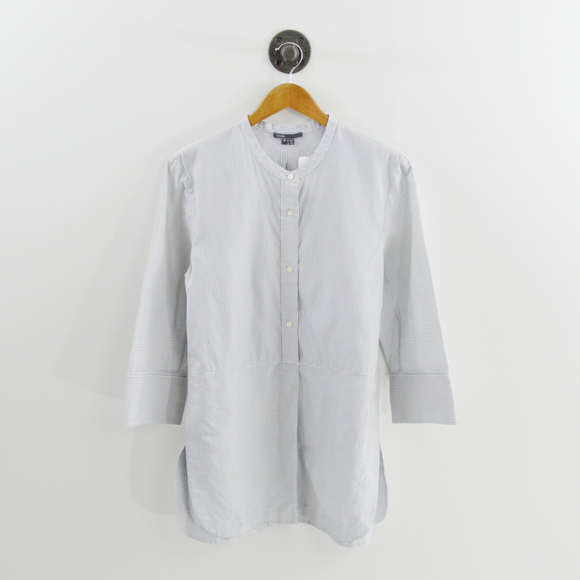 VINCE. Striped 3/4 Sleeve Button Down #126-92