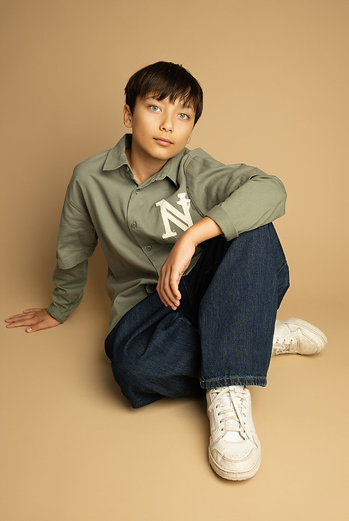 Esaiah_Smash_Agency-(4 of 9).jpg