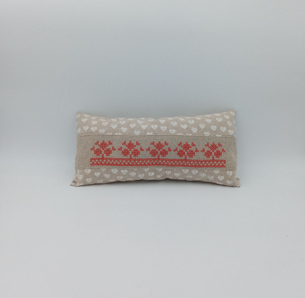 Miniaturbild: Kissen bestickt länglich