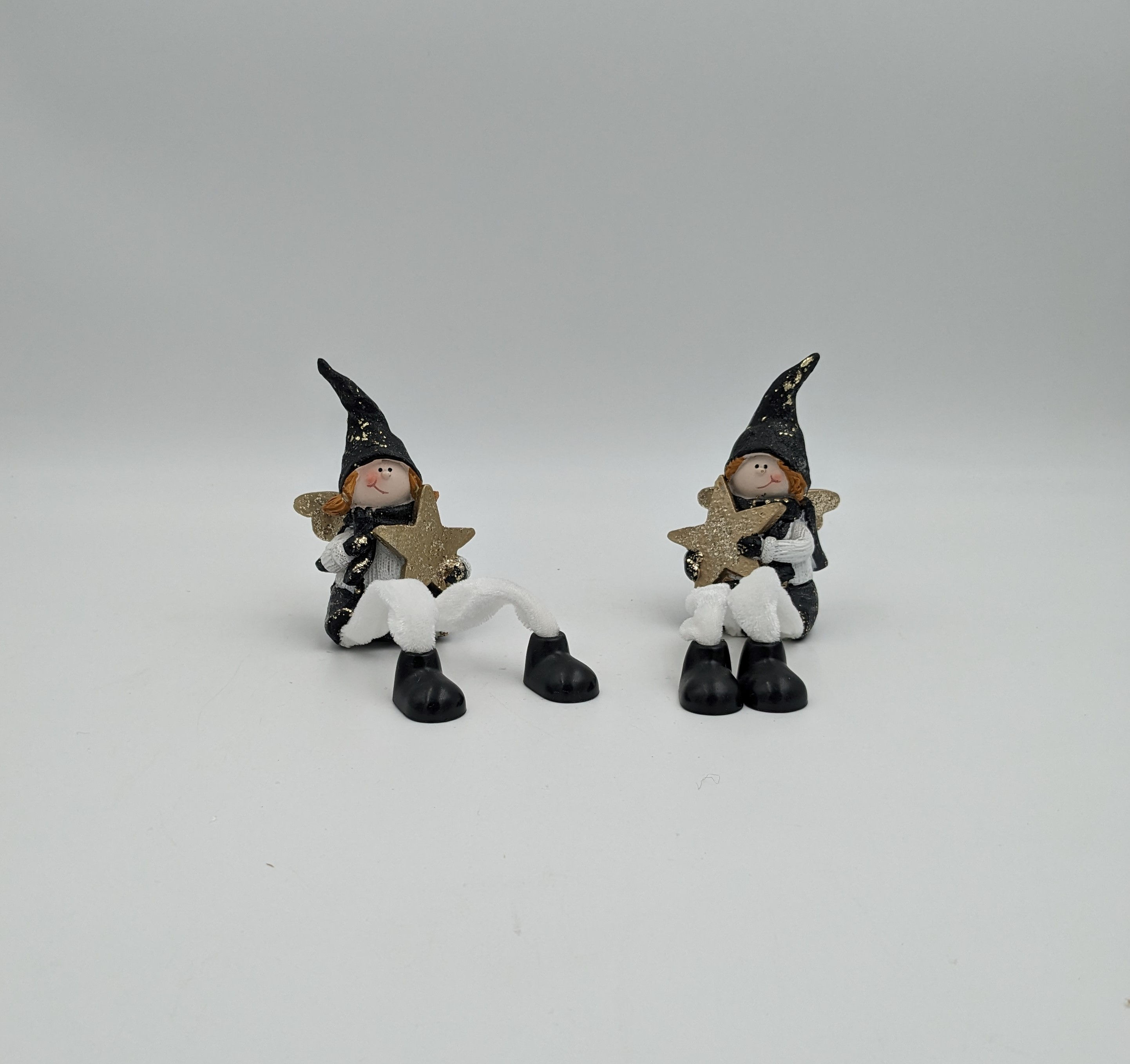 Winterkinder mit Zipfelmütze