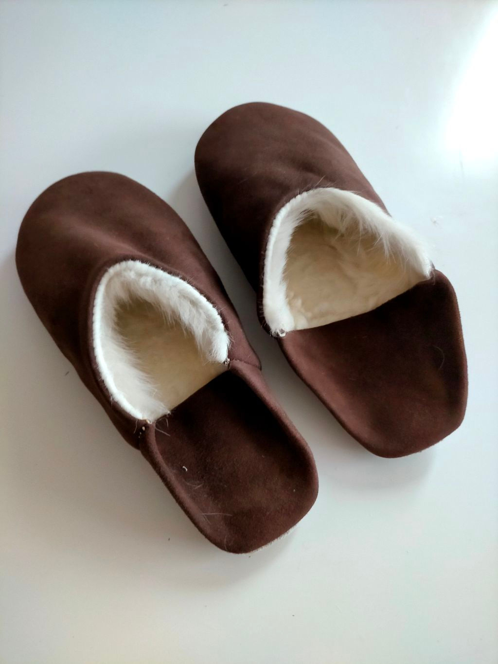 babouche homme fourrée en daim marron