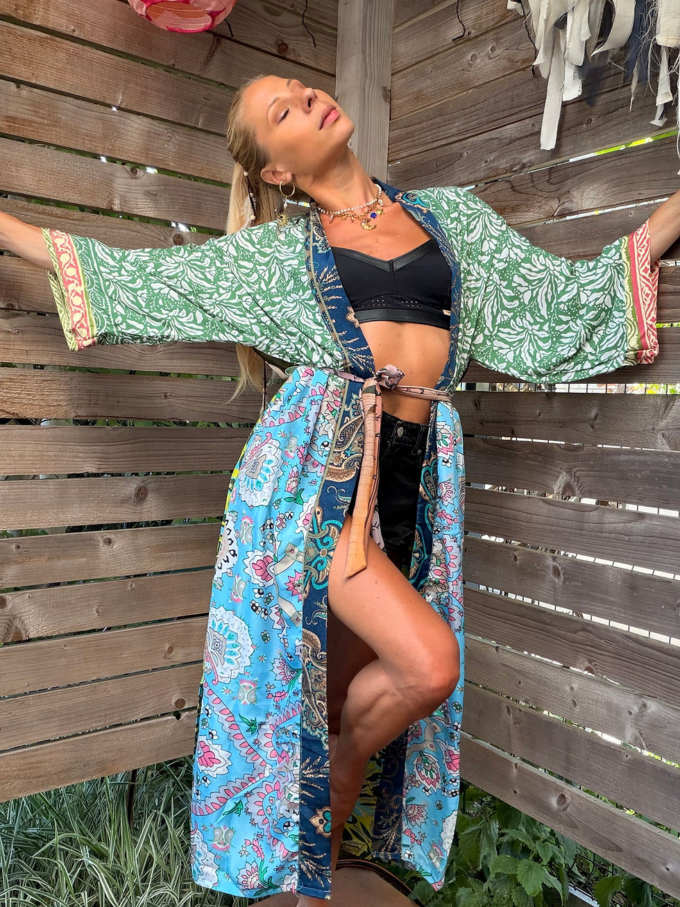 Thumbnail:  Shenea Kimono