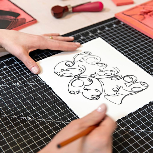 Continuous Line Drawing with Miriam Tribe