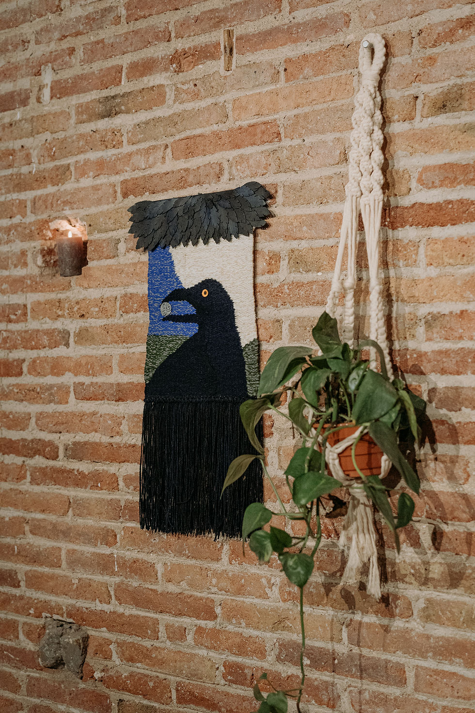 Miniatura: Tapiz Artesanal Cuervo Mágico