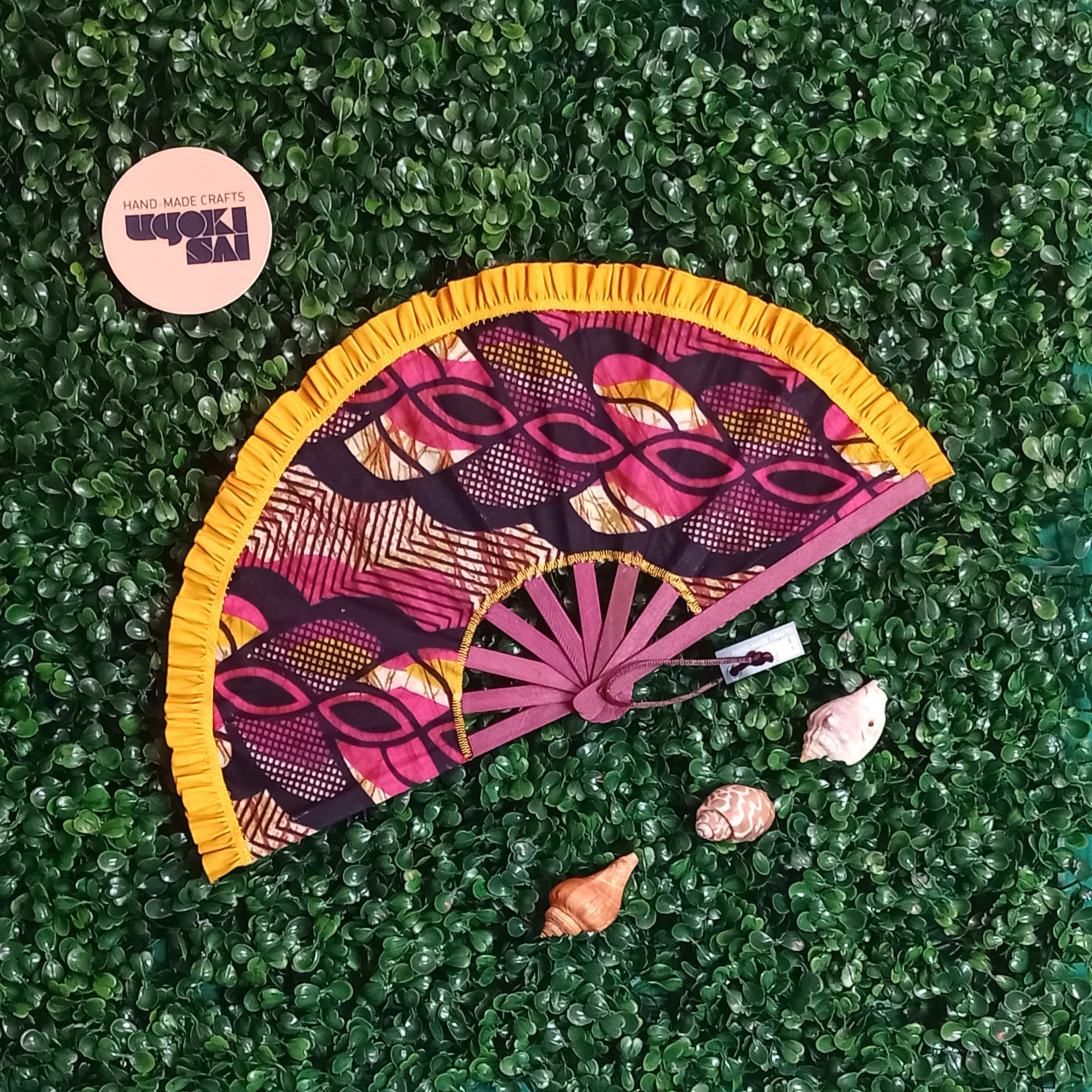 Abanico Artesanal Nostalgia de Atardecer amarillo