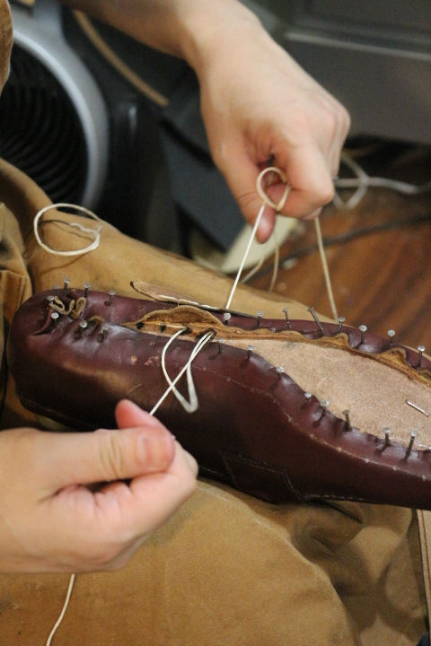 ハンドステッチのローファーを作る～⑤～