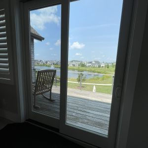 Slight Ceramic Tint to Polarize the View