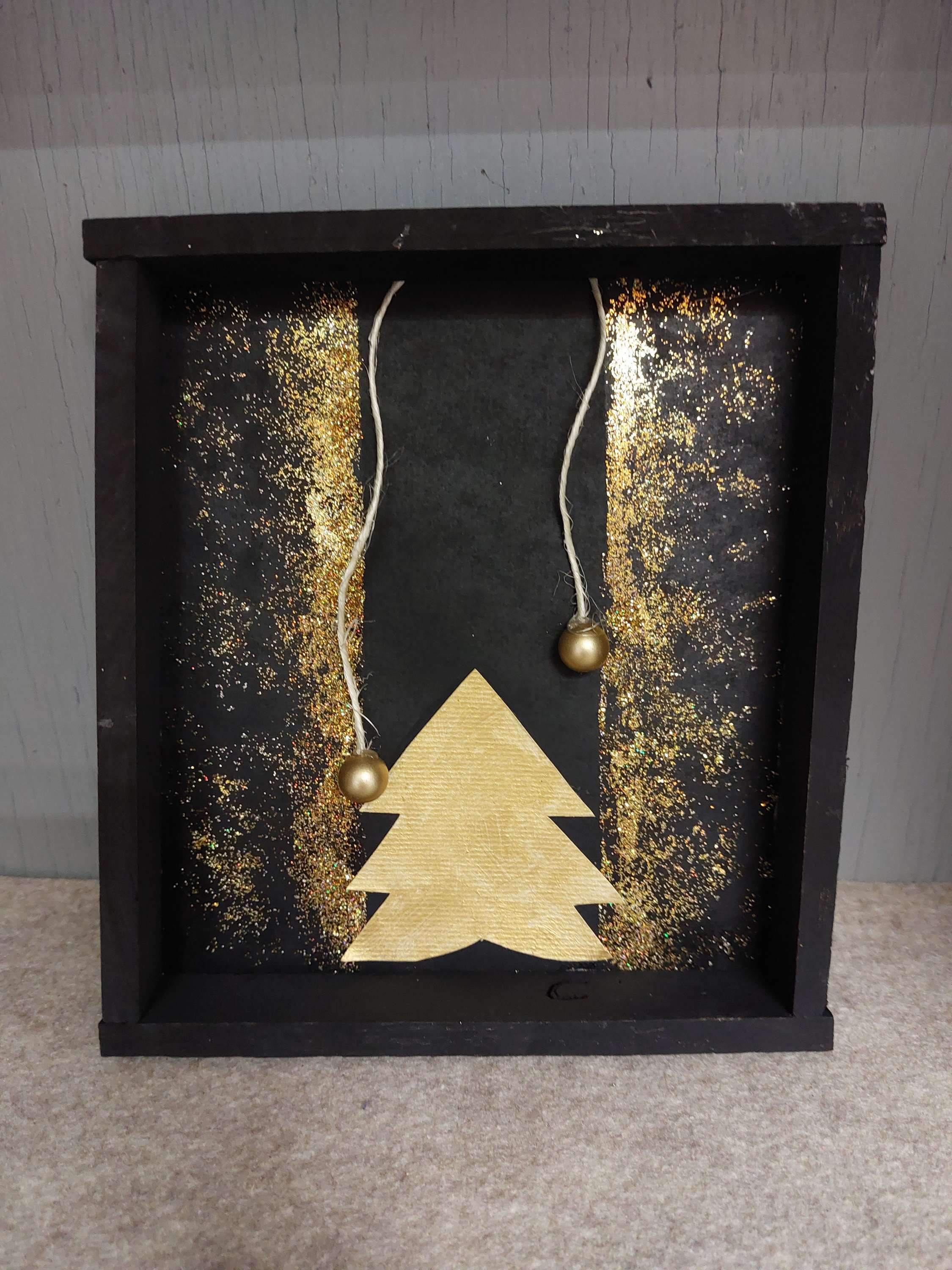 Drveni božićni ukras (božićno drvce) 32