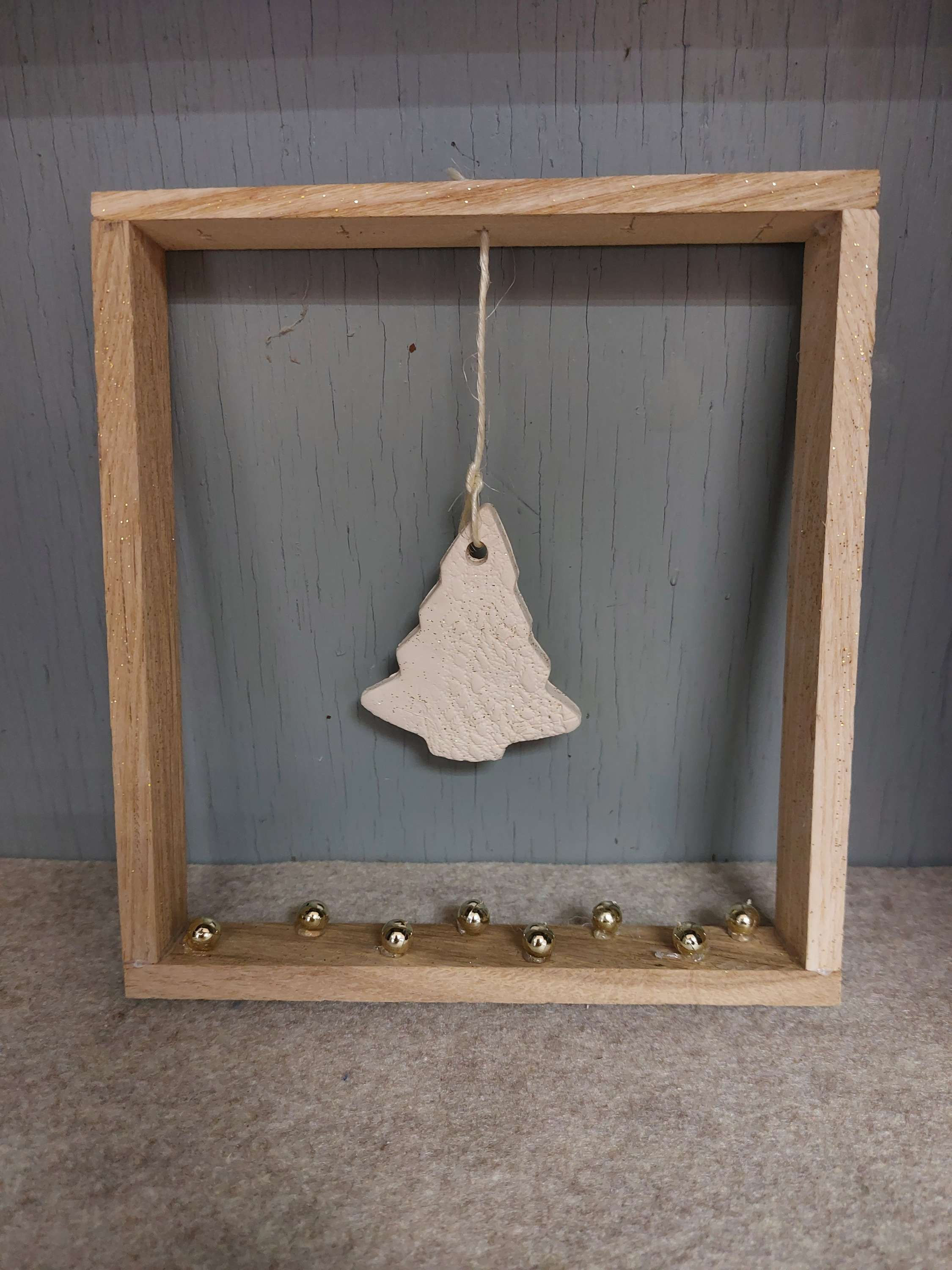 Drveni božićni ukras (božićno drvce) 13