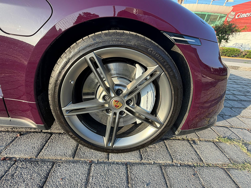 Miniatura: PORSCHE TAYCAN GTS AUBERGINE 2024 🏷️HM