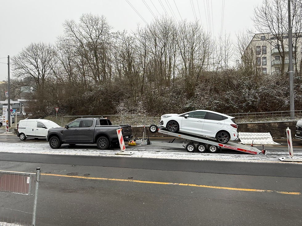 Transport van jonge Ford Fiesta ST Turbo, ingevoerd uit Duitsland via SoHo Automotive