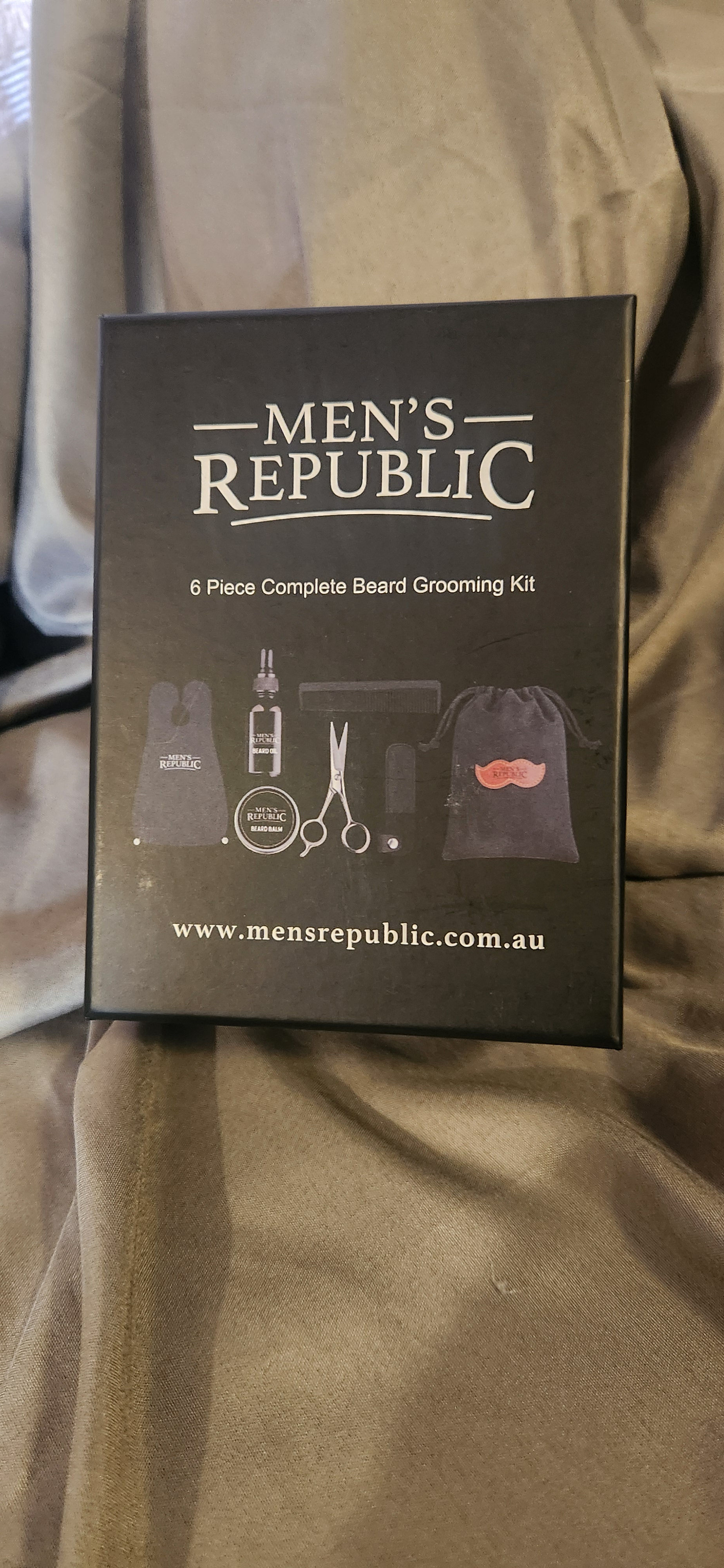 Beard Groom Kit with Apron