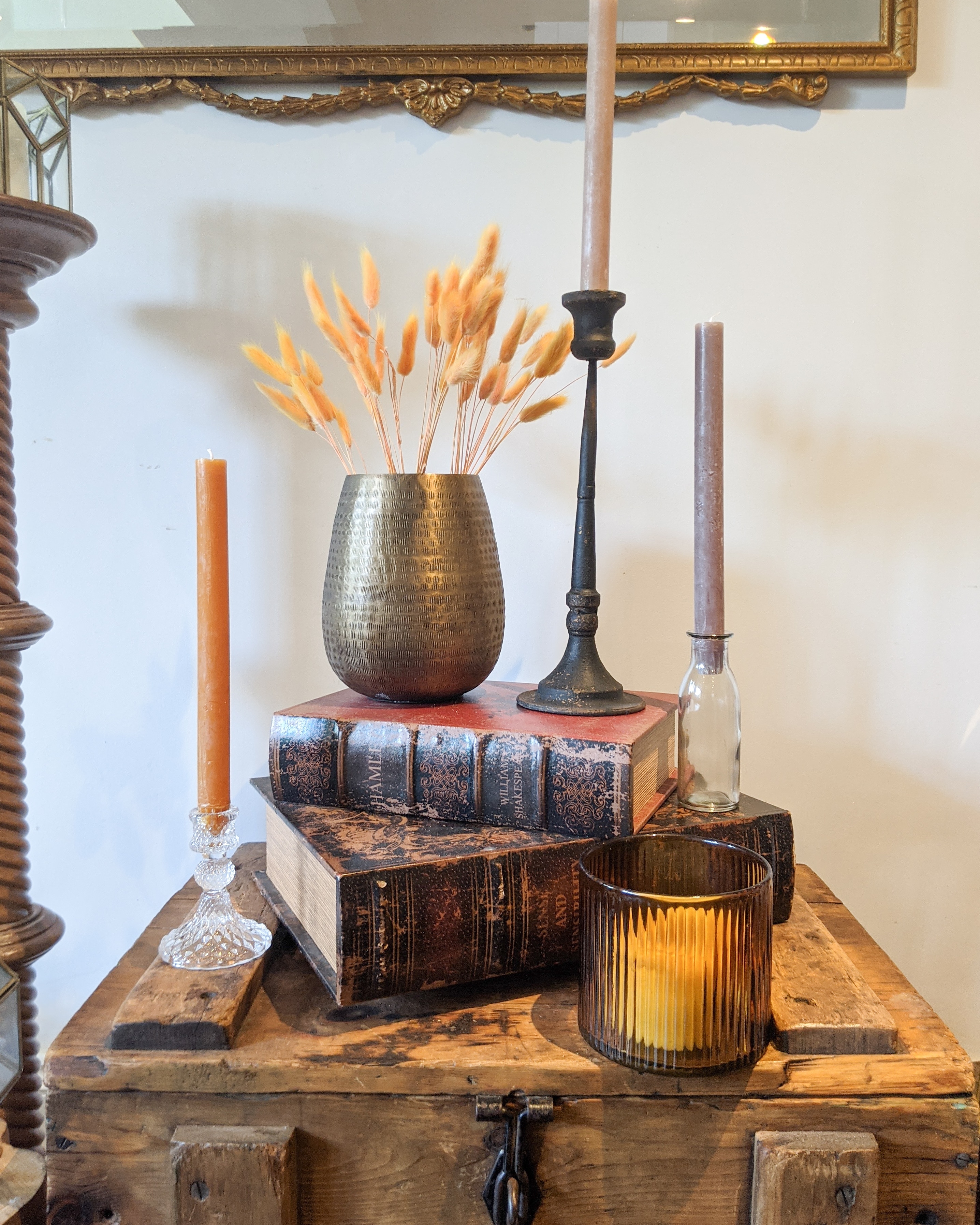 Writer: Linen & Lace at Home