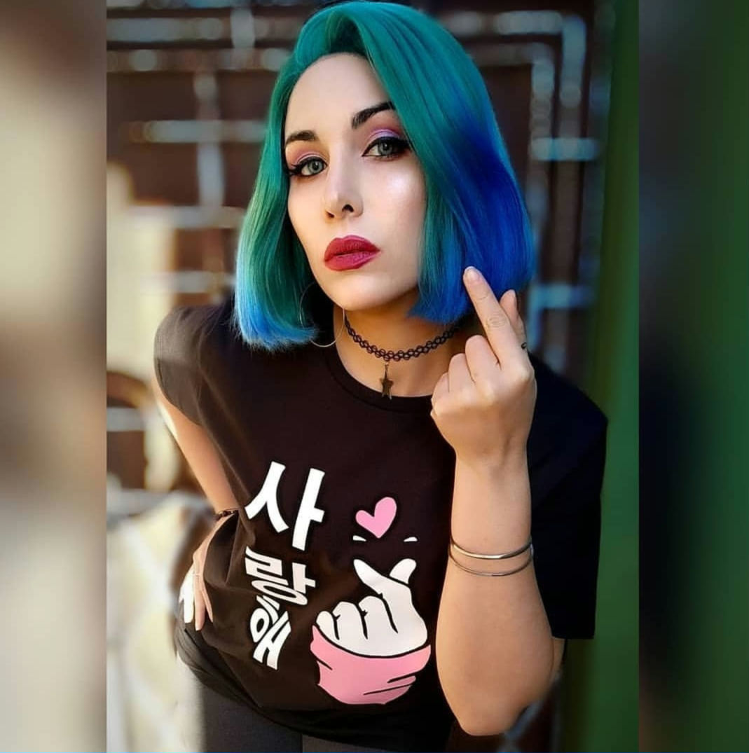 Korean Finger Heart - K-pop (Suéteres)