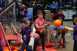 59350597_1111953932341898_60233842847802