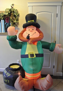 Gemmy 6ft Leprechaun Inflatable