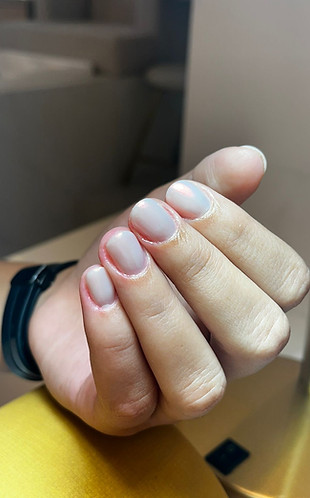 Blindagem de Unhas - Bebelle Nails- Pedicure, Manicure especialista em beleza e em esmaltação em Cerqueira César SP