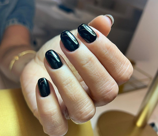 Fortaleça Suas Unhas com Banho de Gel - Bebelle Nail Spa em Pinheiros