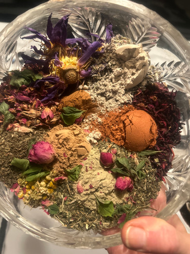 Yogini Lotus Seasonal Blend 8oz | Aromabliss