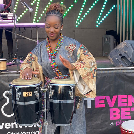 Making beats at Urban Arts Festival! Outfit by Caroline Nelson