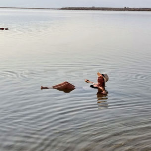 Two free beaches in the Dead Sea