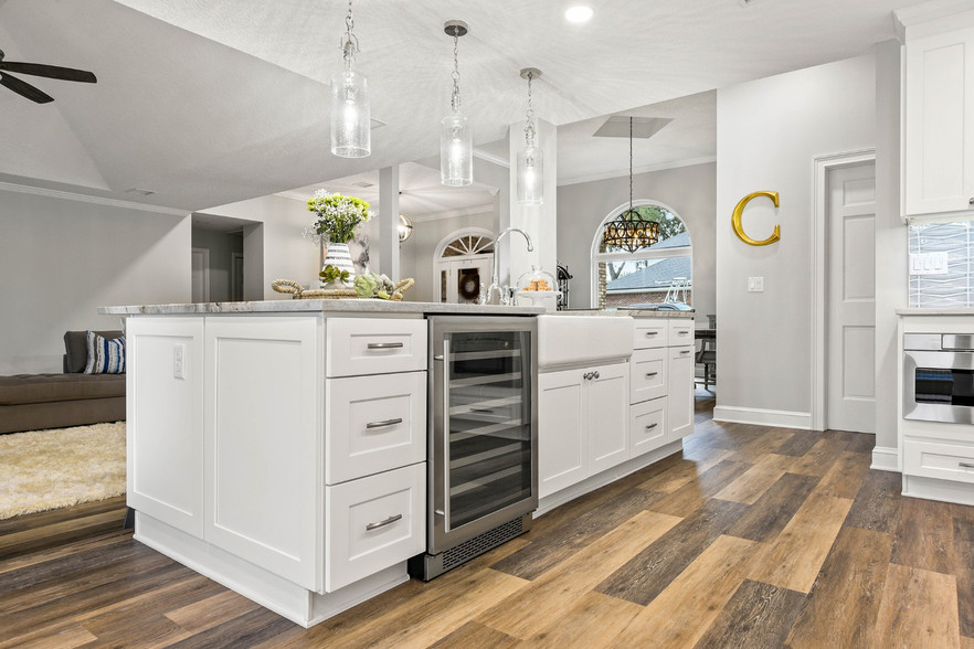 Jacksonville Contractor Rainier Inc.