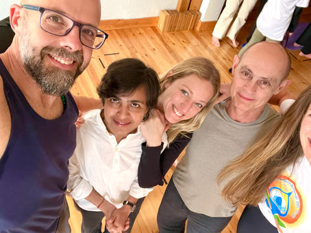 Homenaje a Jose Luís Martinez, 50 años de Yoga en Santander.