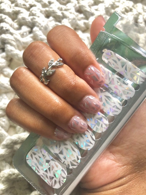 Thumbnail: Broken Mirrors - Transparent (Designer Series)