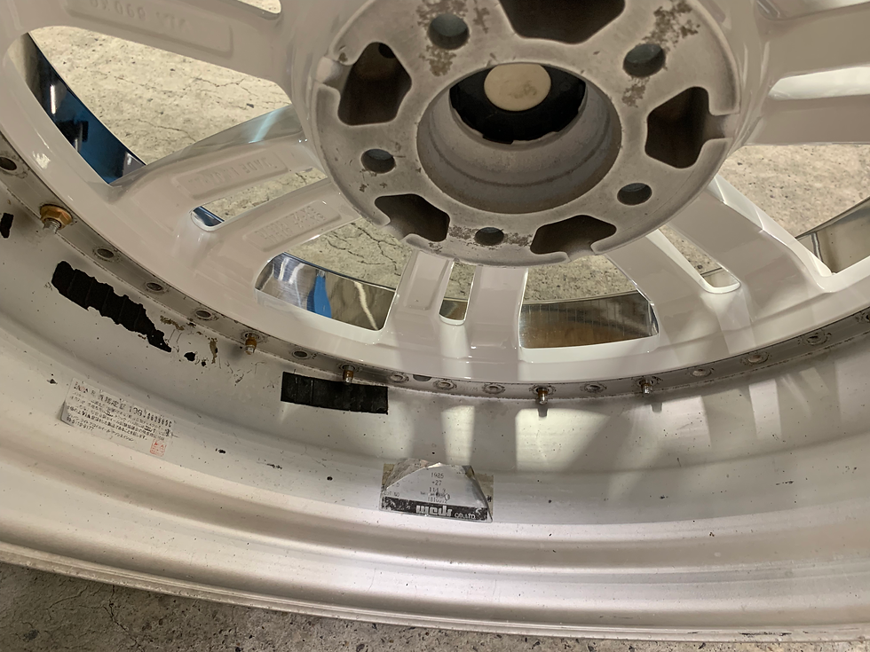 Thumbnail: Weds Kranze Glossa