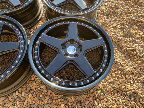 Leon Hardiritt Face1 19