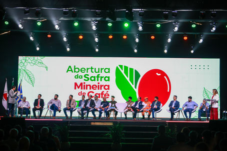 Evento em Araguari marca Abertura da Safra Mineira de Café 2025 e reforça protagonismo da cafeicultura sustentável no cenário nacional e internacional