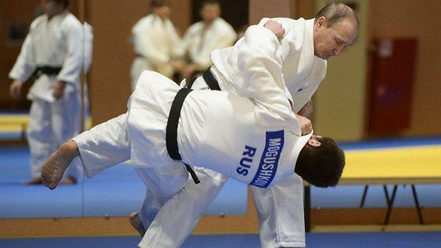 JR Putin 01