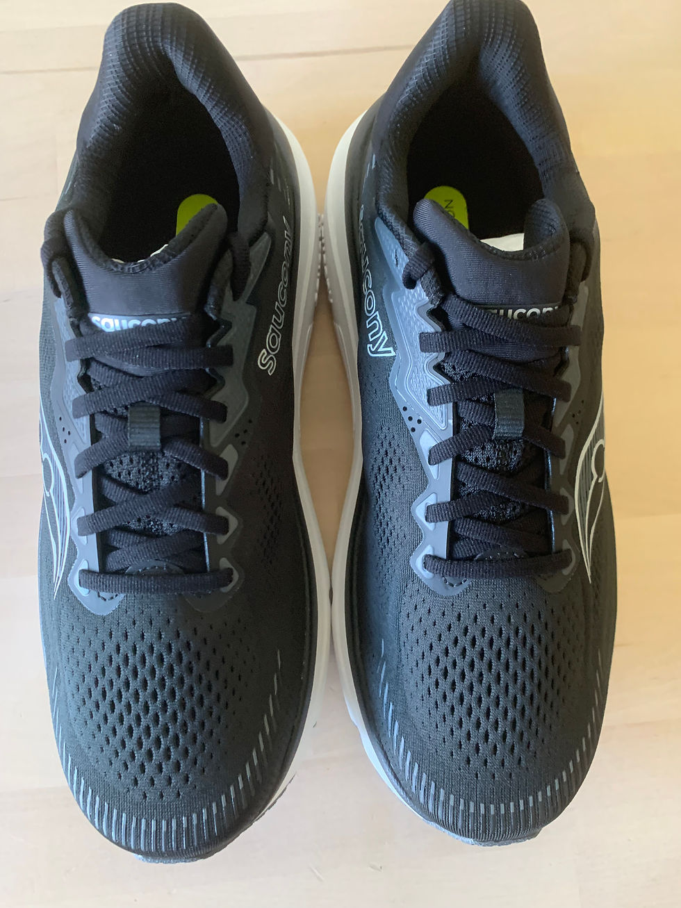 Thumbnail: Saucony Guide 19 Mens Running Shoes - Black/Silver - UK Size 9.5