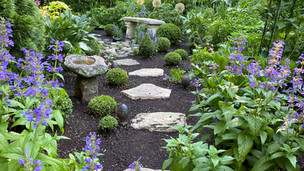 Stroll Garden
