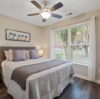 Bedroom with ceiling fan