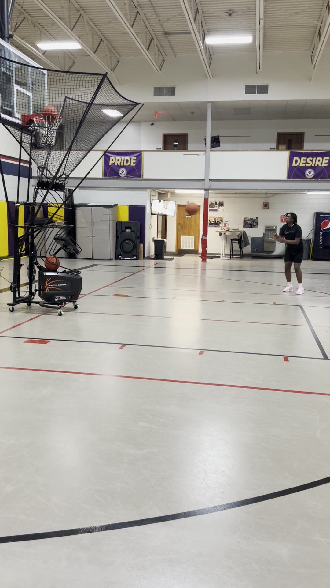 Basketball Shooting Machine (30 mins)