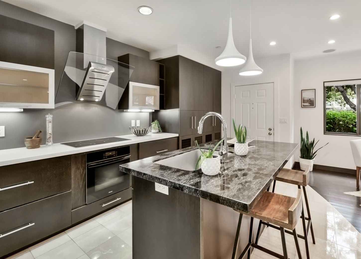 8. 2175 Bush St-10 2.jpg