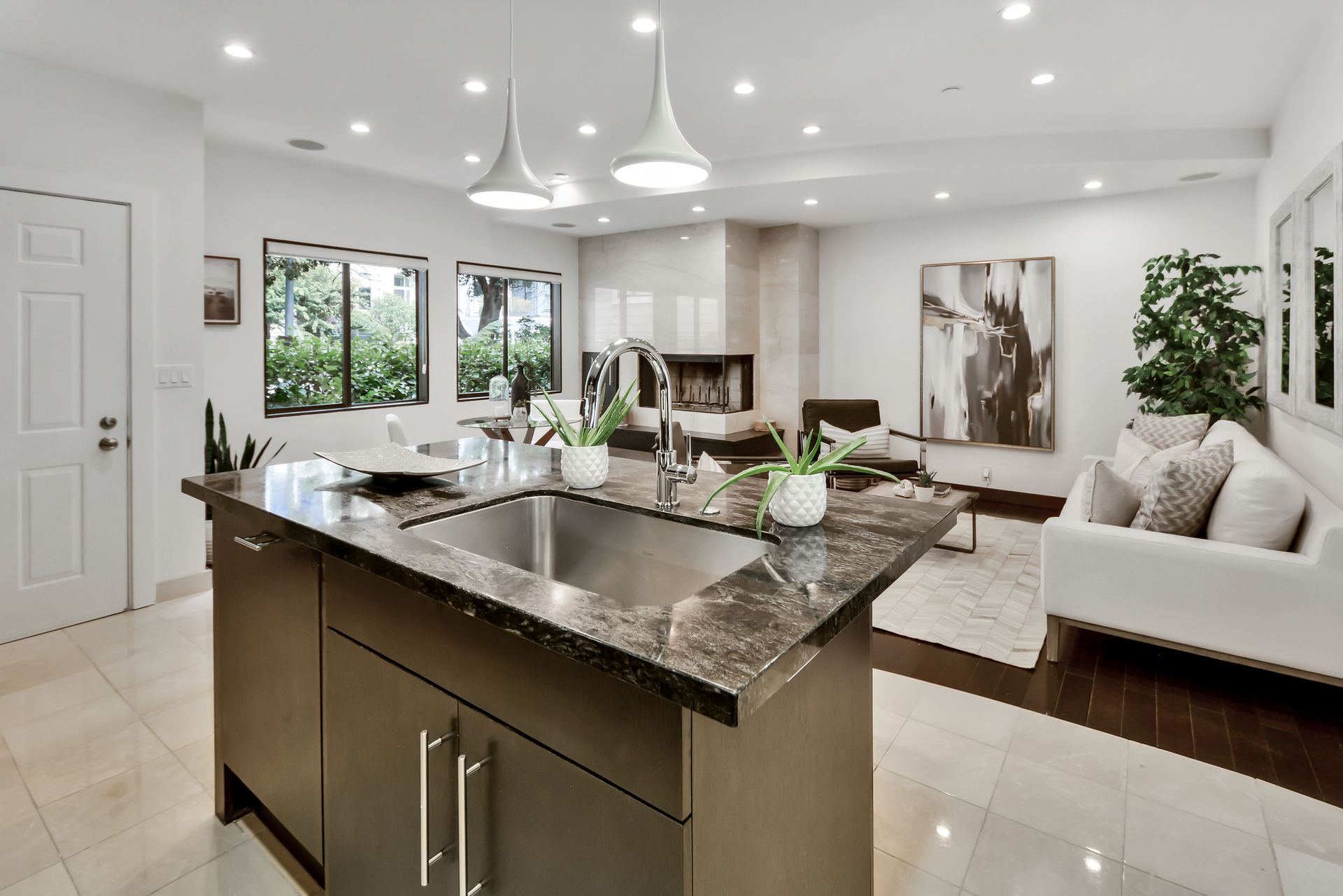 9. 2175 Bush St-11 2.jpg
