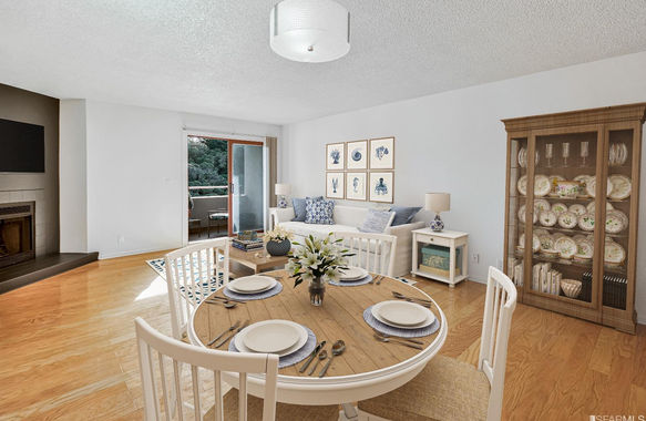 f3d5e913-8de6-43fc-a9a4-755d3e49be2d (1).jpg