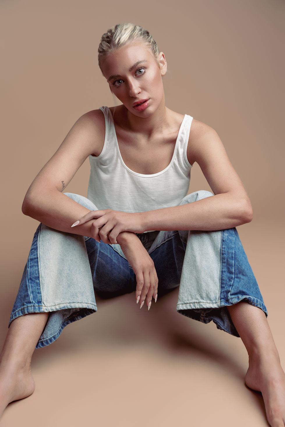 Classic American denim campaign – studio fashion portrait by David Arnold Photographer USA