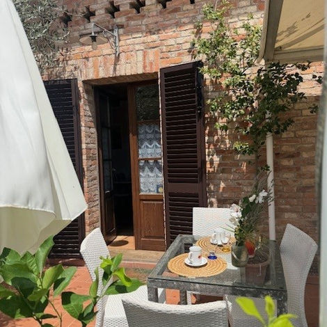 Cucina con zona pranzo appartamento Ulivo Agriturismo La Collina vicino Siena