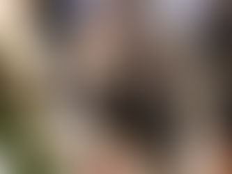 Kranzniederlegung an der Postel-Villa in Heide zum Gedenken an die Opfer des Nationalsozialismus