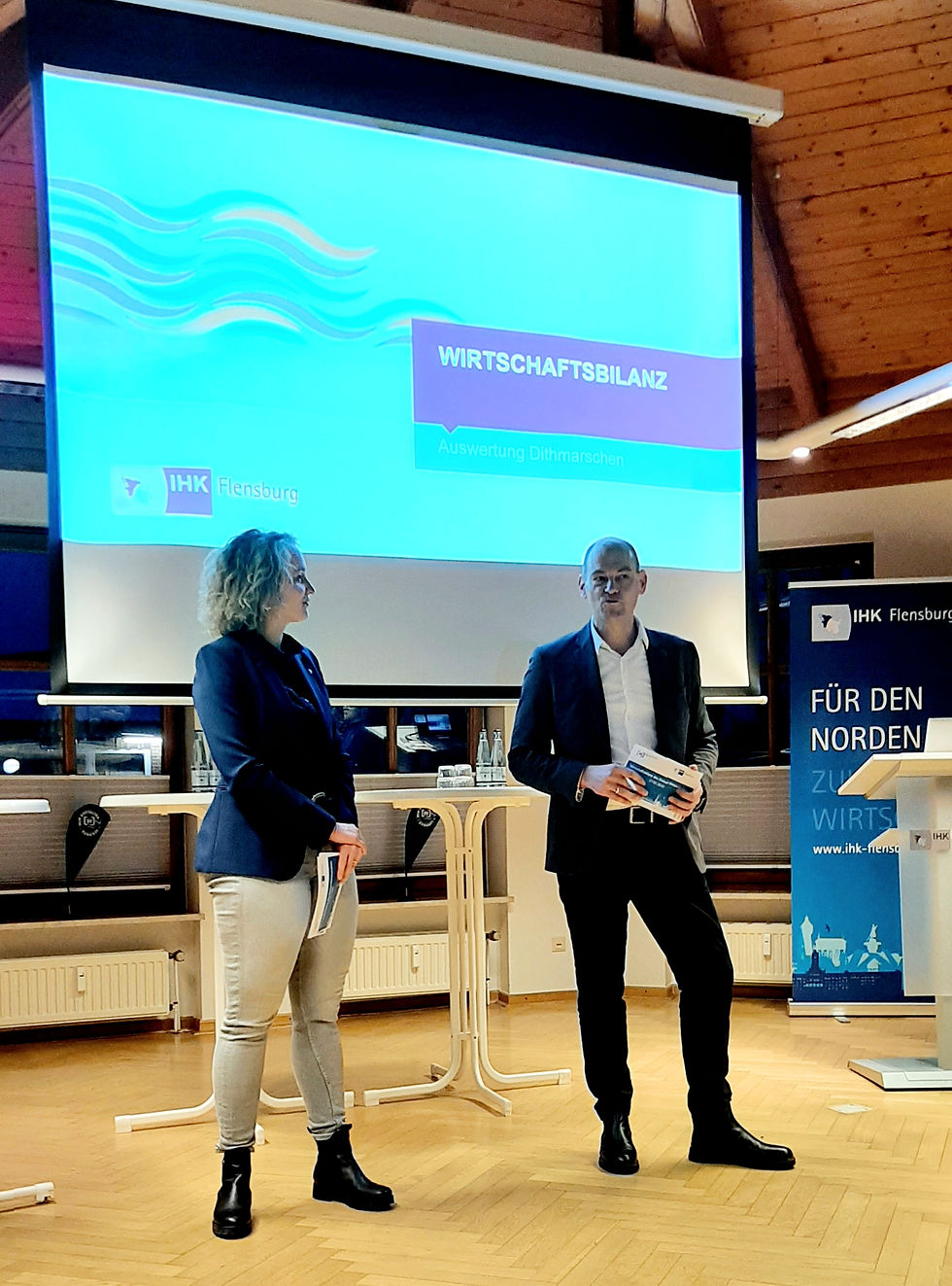 Veranstaltung der Wirtschaftsjunioren bei der IHK Heide zur Wirtschaftsbilanz 2025 des Kreises Dithmarschen