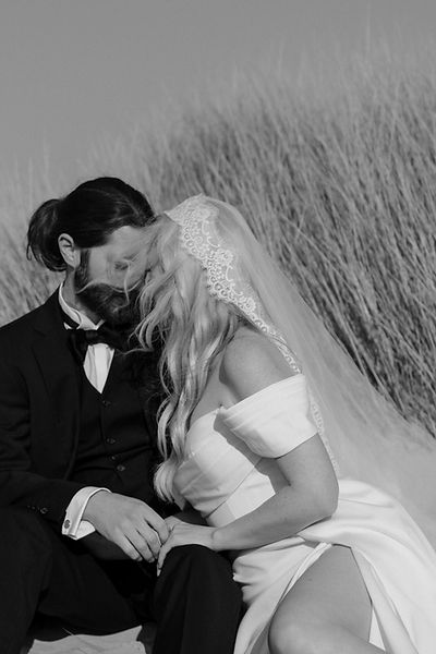 Romantic elopement at the sea in the dunes