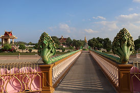 TempleLake4.JPG