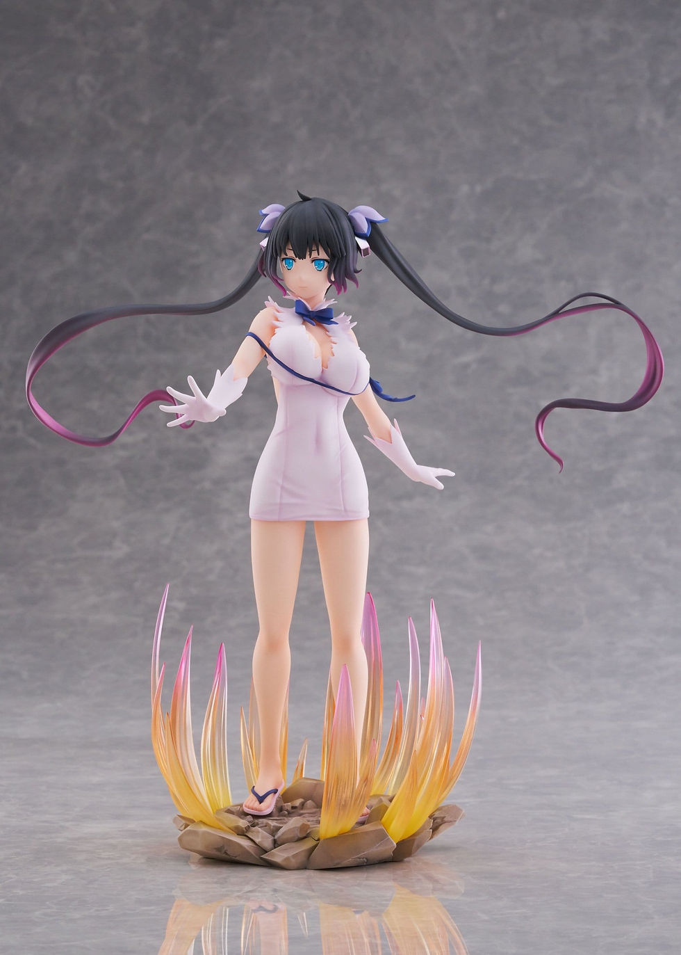 Thumbnail: Is It Wrong to Try to Pick Up Girls in a Dungeon? V PVC Figur 1/7 Hestia