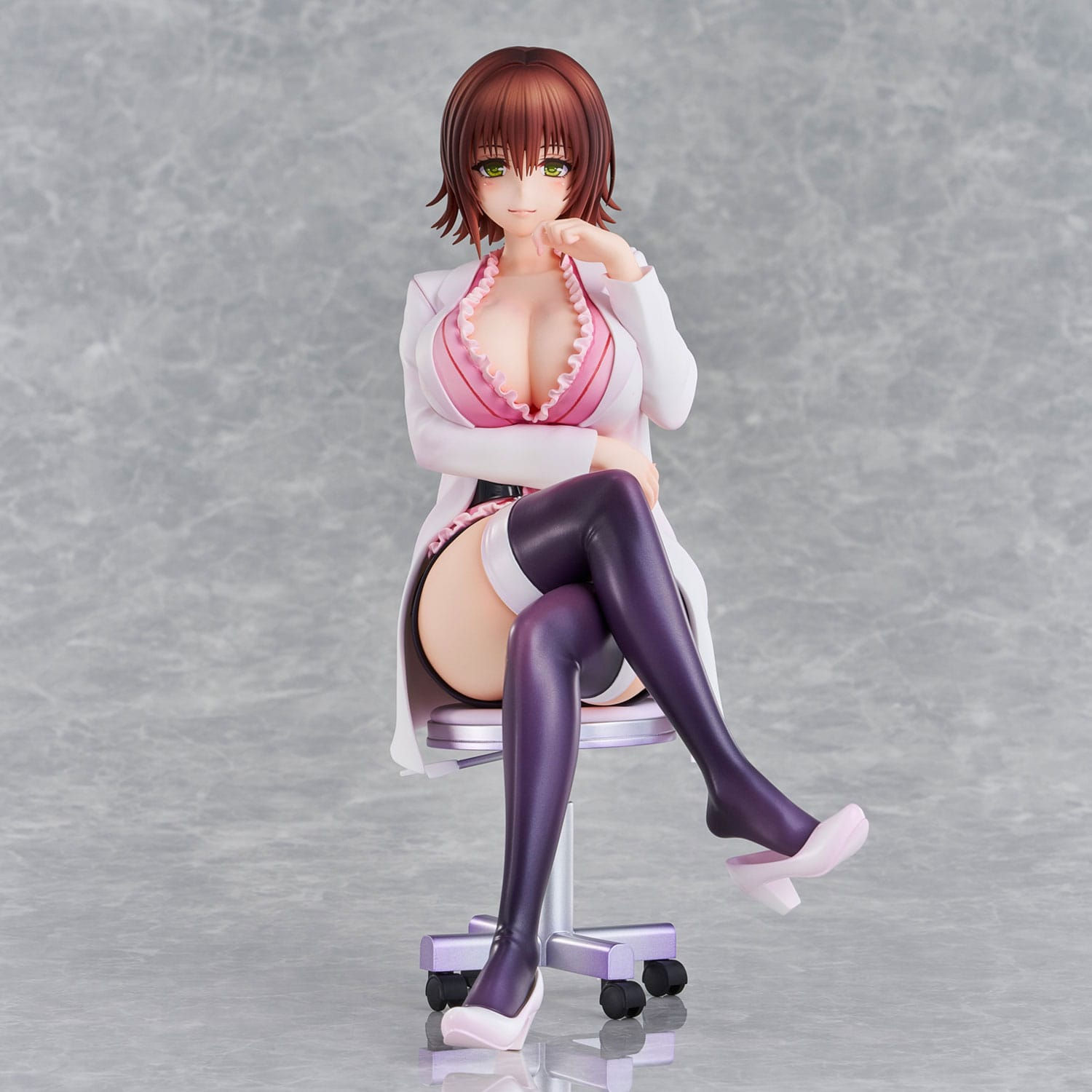 To Love-Ru Darkness Statue PVC Nurse Series: Ryoko Mikado School Nurse Ver.