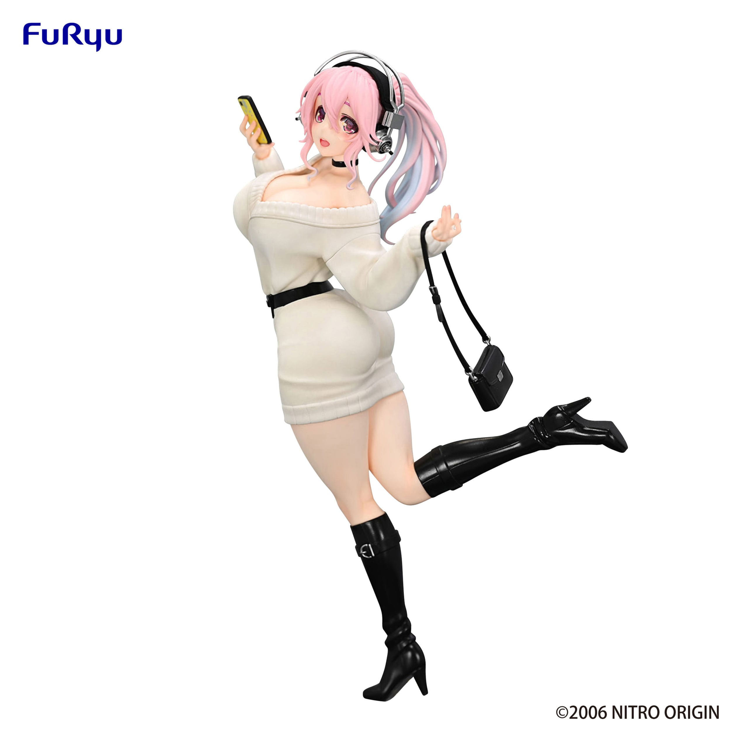Super Sonico Trio-Try-iT PVC Statue Winter Memory Ver.
