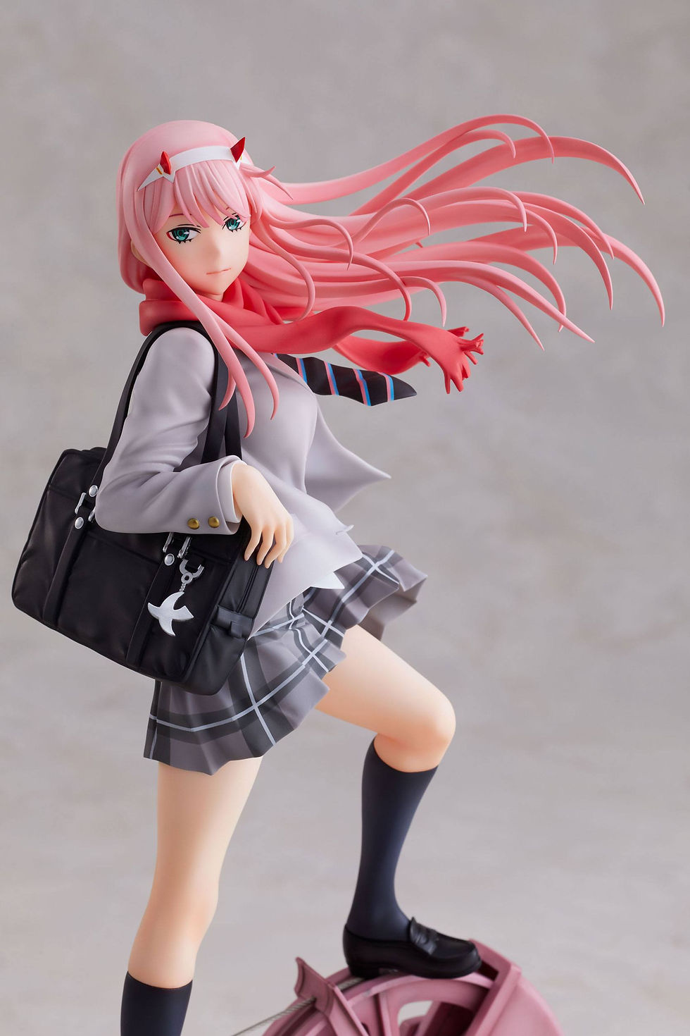 Miniaturbild: Darling in the Franxx PVC Statue 1/7 Zero Two School Uniform Version